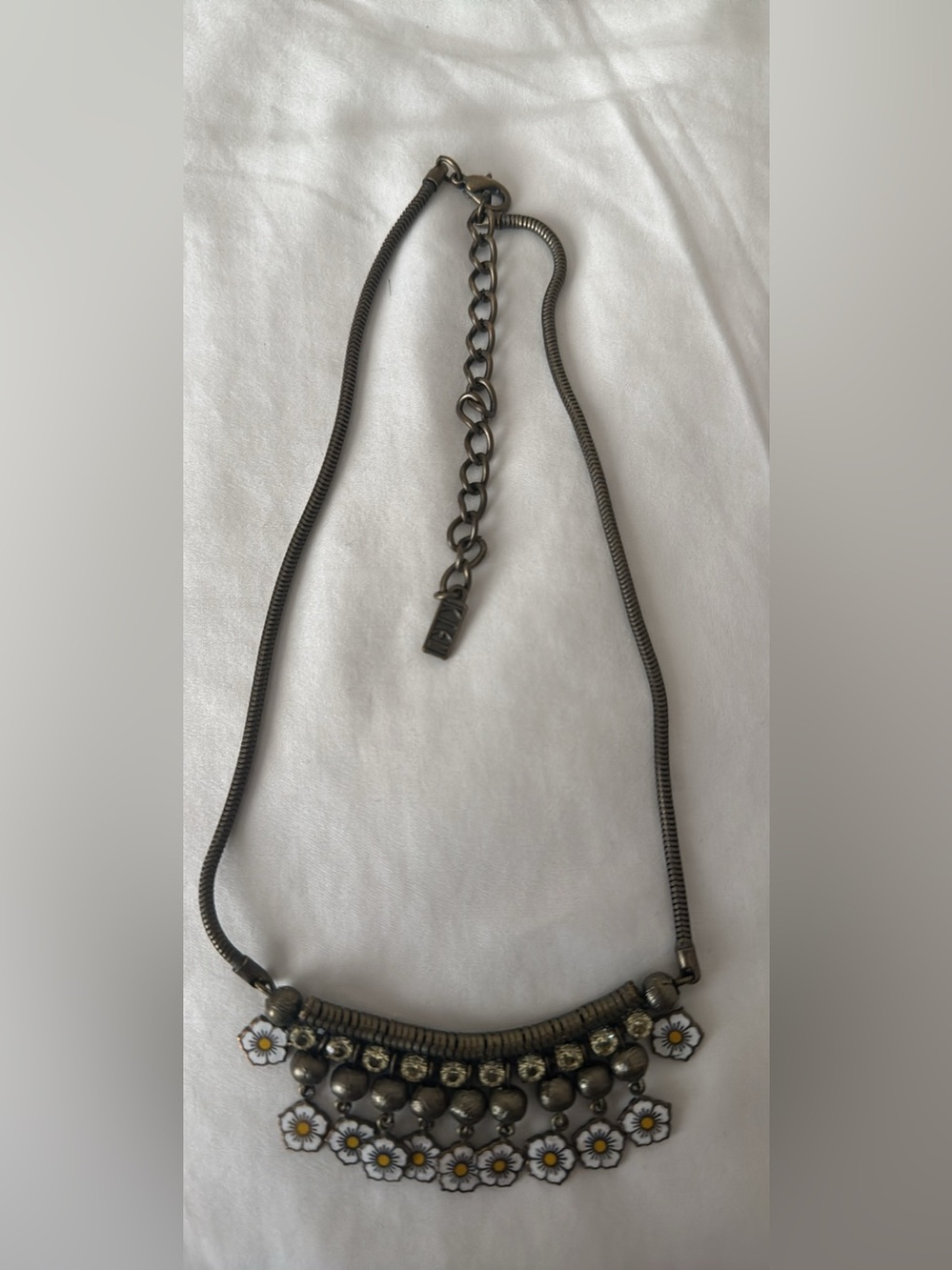Authentic Vintage KIEN DAISY NECKLACE